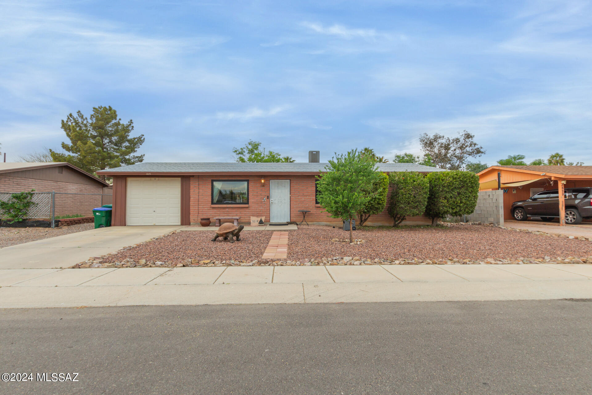Twin Lakes (194-231) - Residential