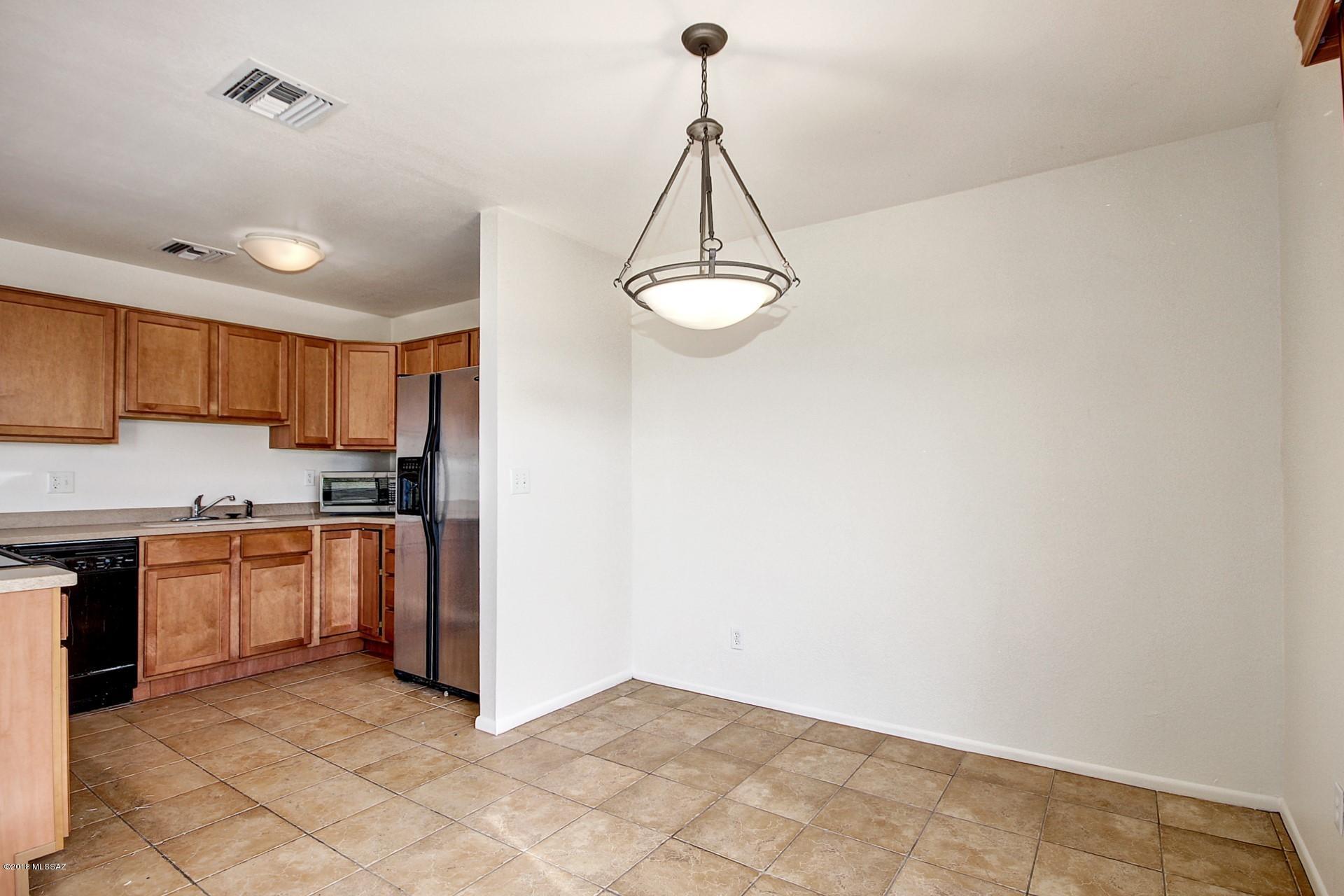 Ventana Vista Condominiums - Residential
