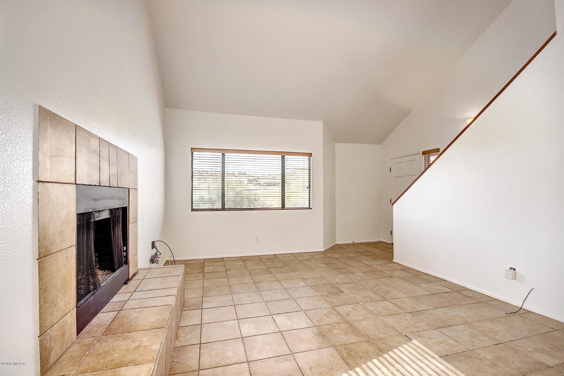 Ventana Vista Condominiums - Residential