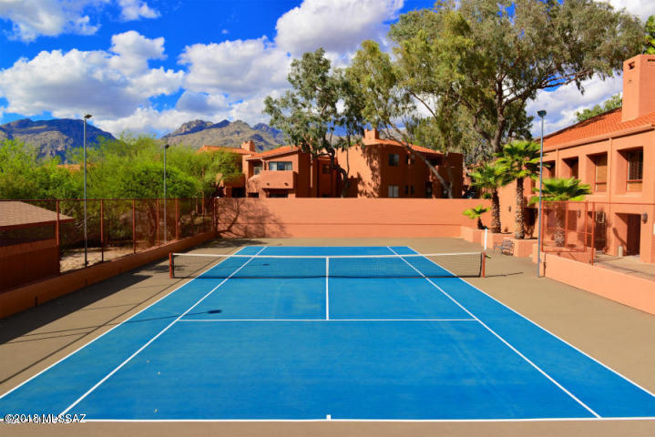 Ventana Vista Condominiums - Residential