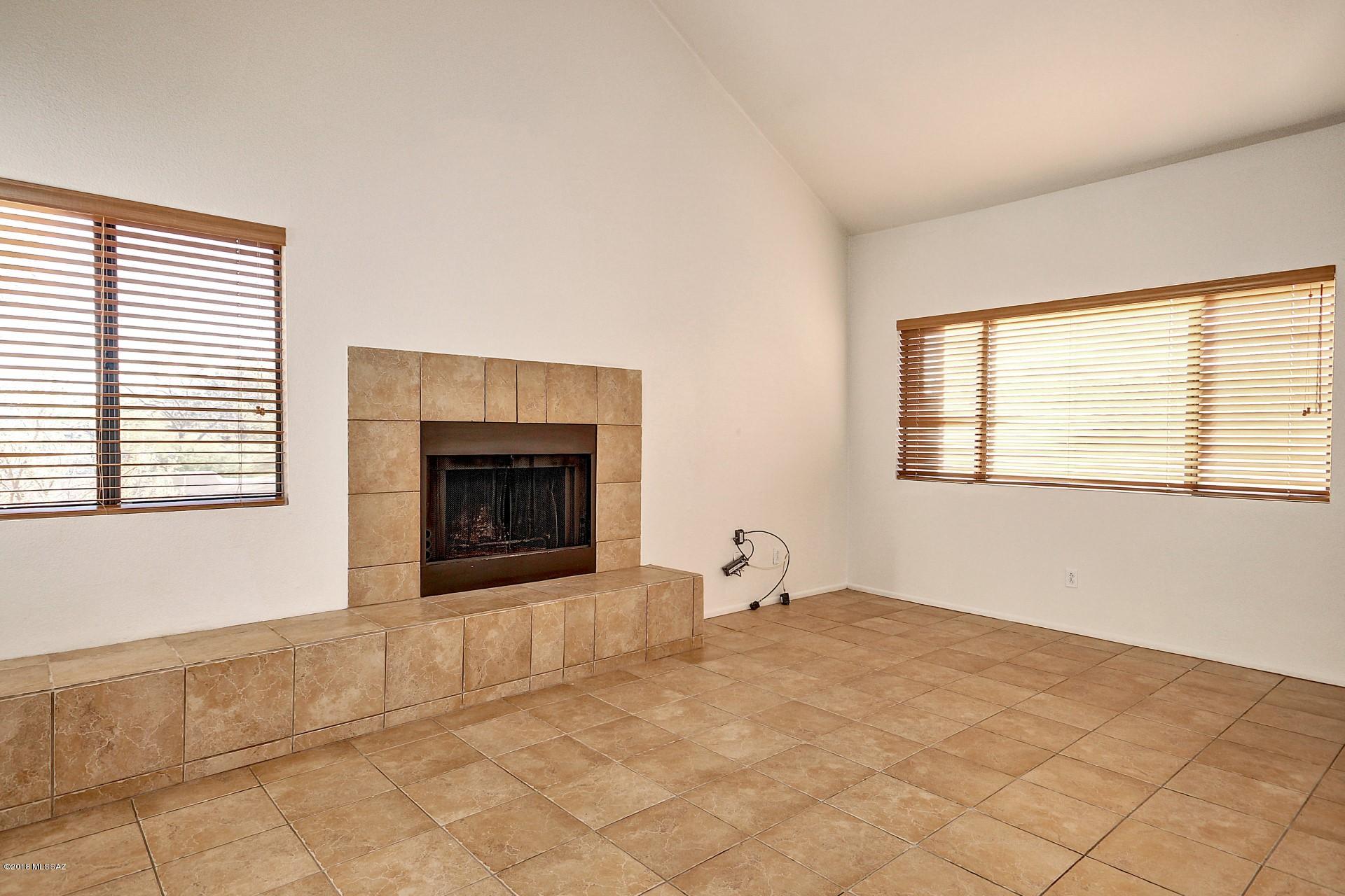 Ventana Vista Condominiums - Residential