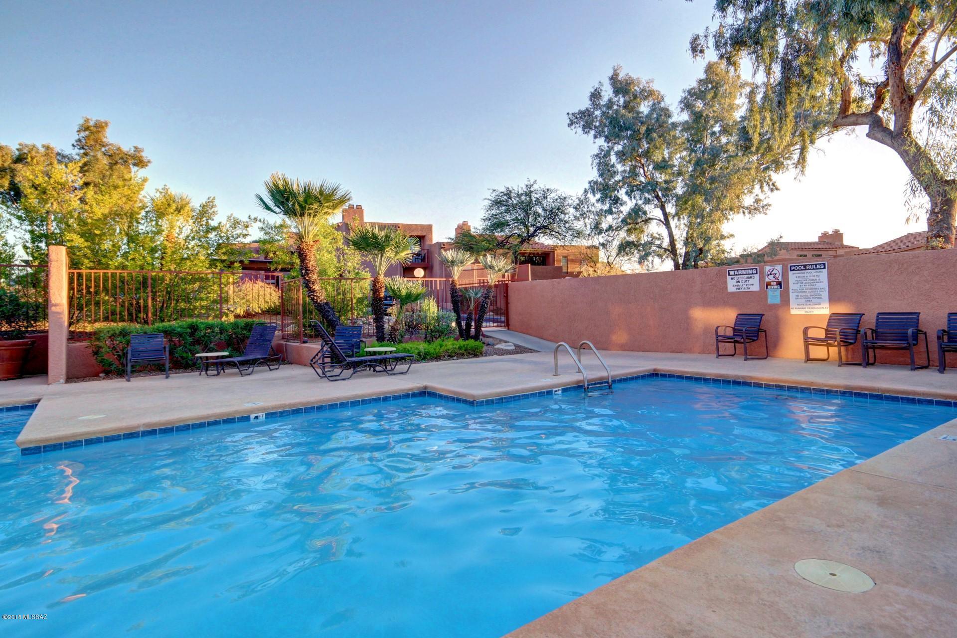 Ventana Vista Condominiums - Residential