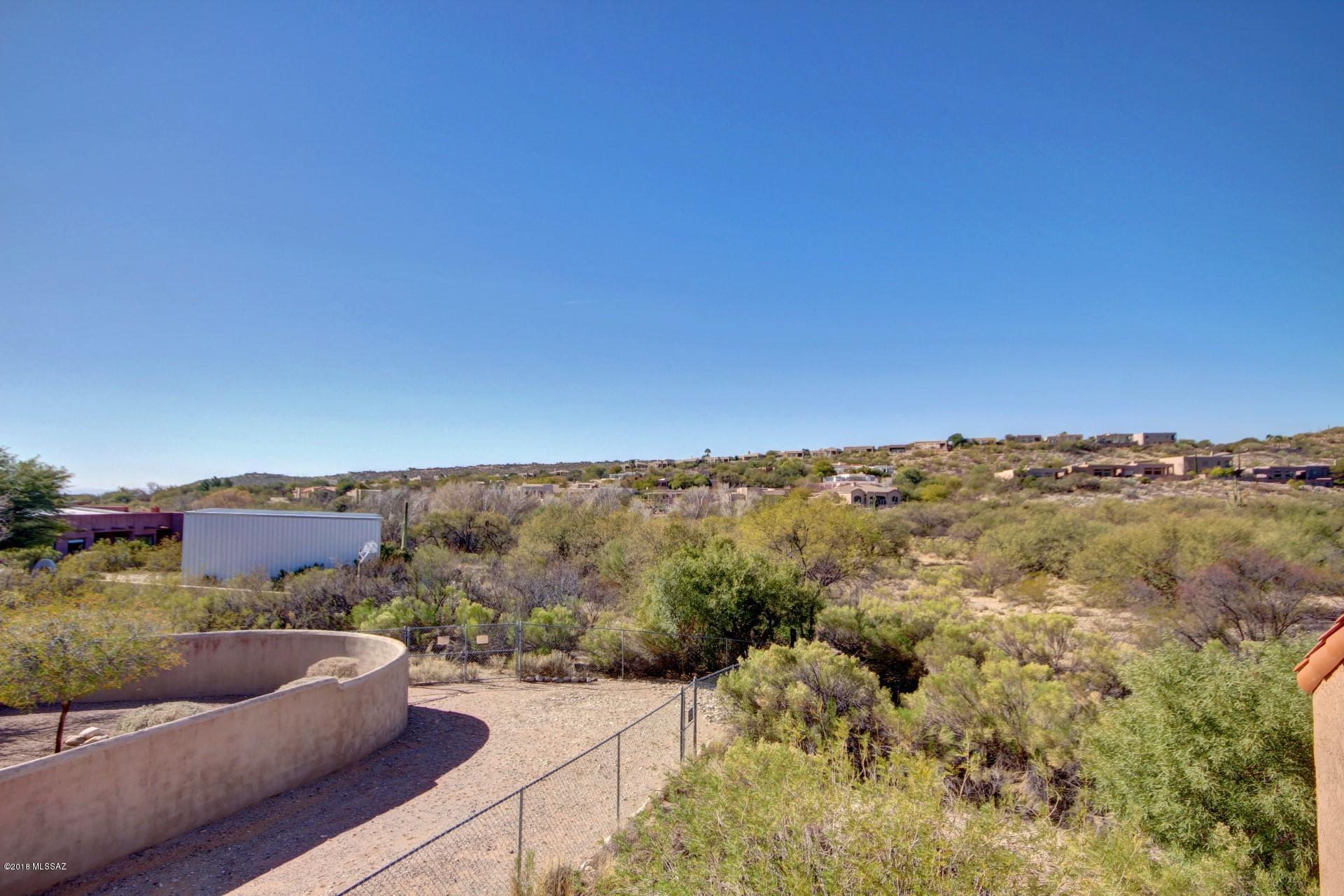 Ventana Vista Condominiums - Residential