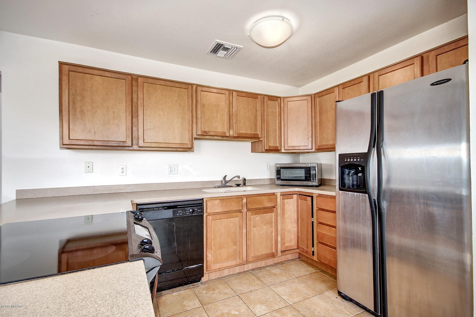 Ventana Vista Condominiums - Residential