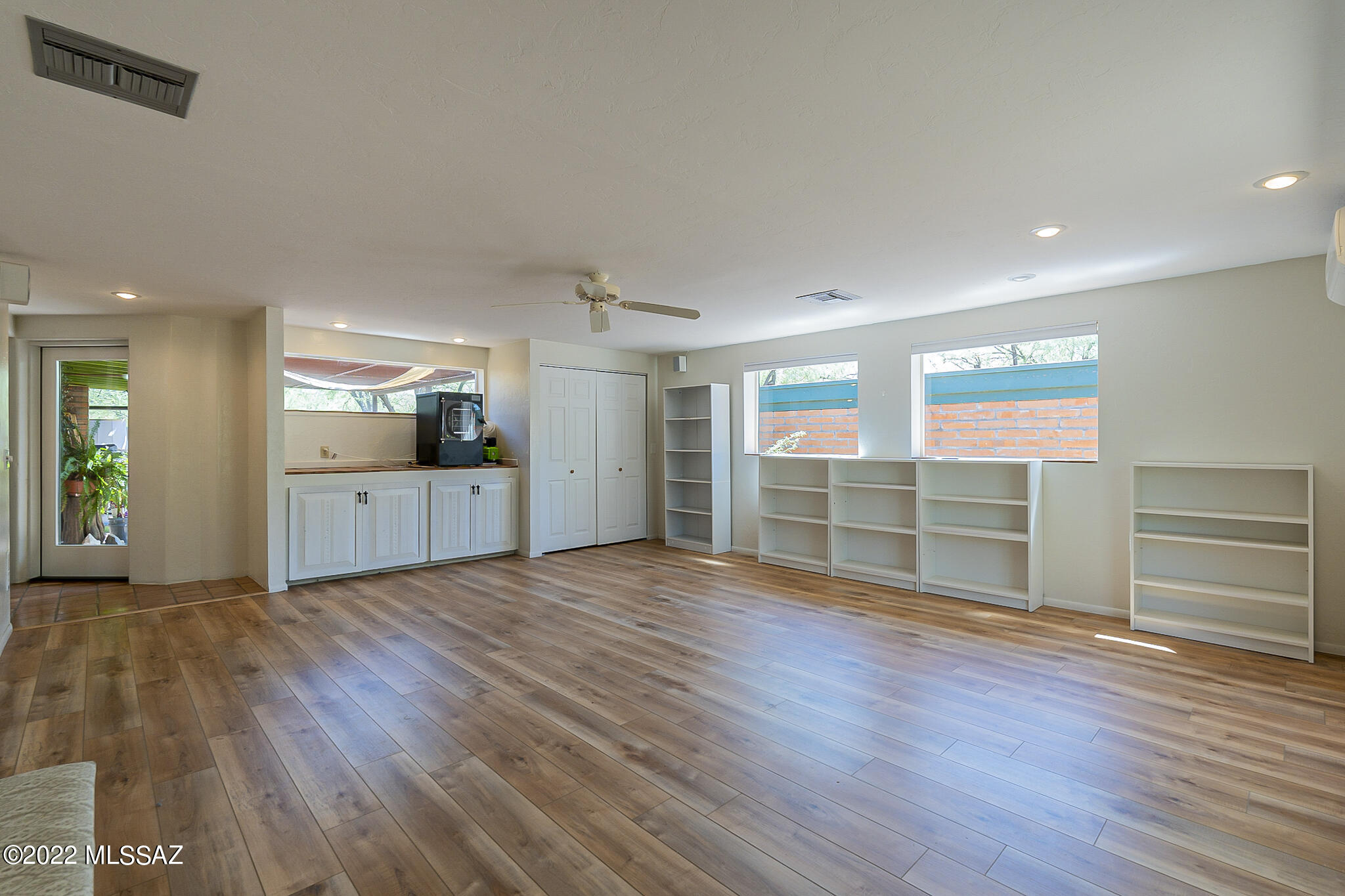 La Bella Vista (1-80) - Residential