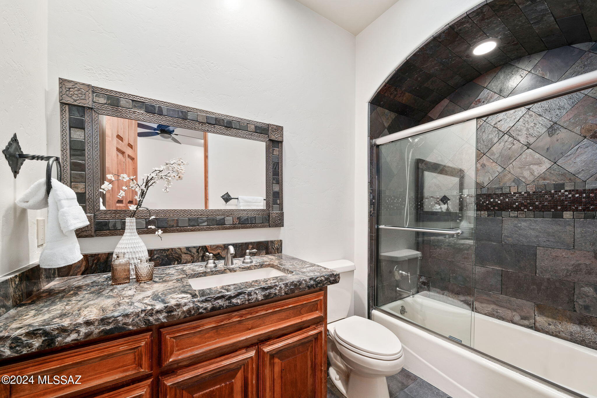 La Puerta On Hacienda Del Sol (1-10) - Residential