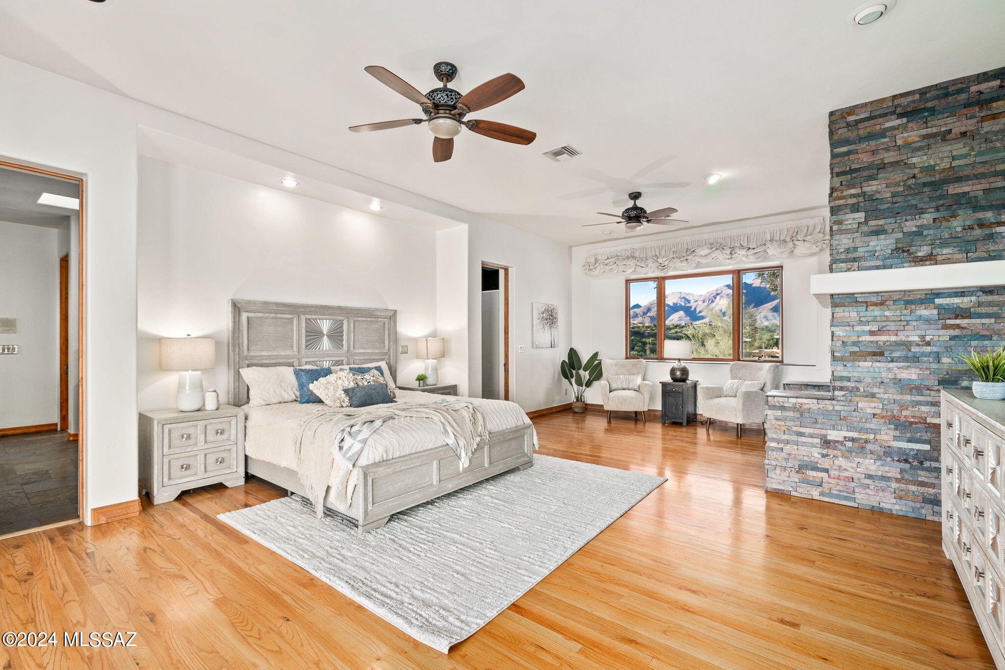 La Puerta On Hacienda Del Sol (1-10) - Residential