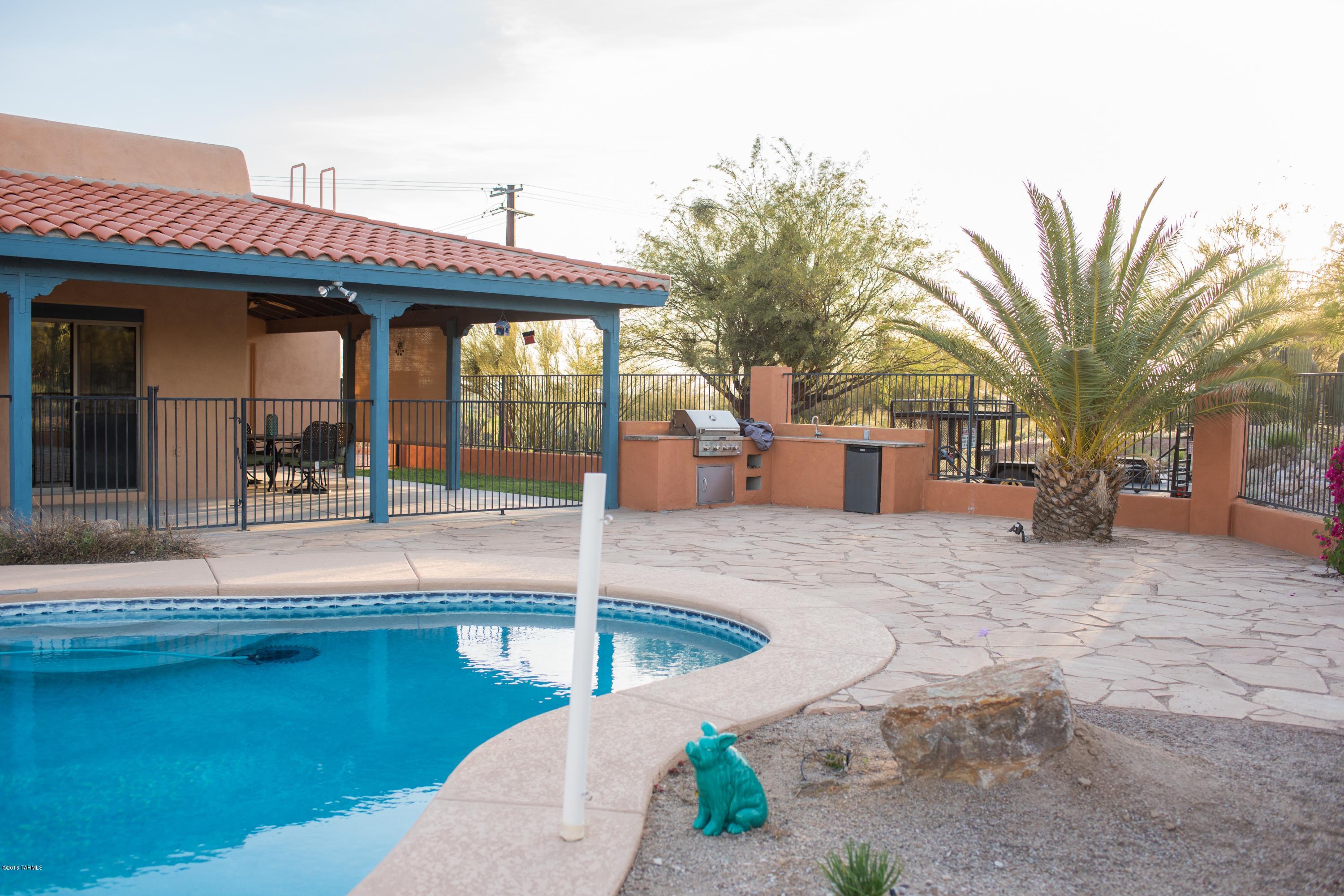 Santa Ana Terrace (1-50) - Residential