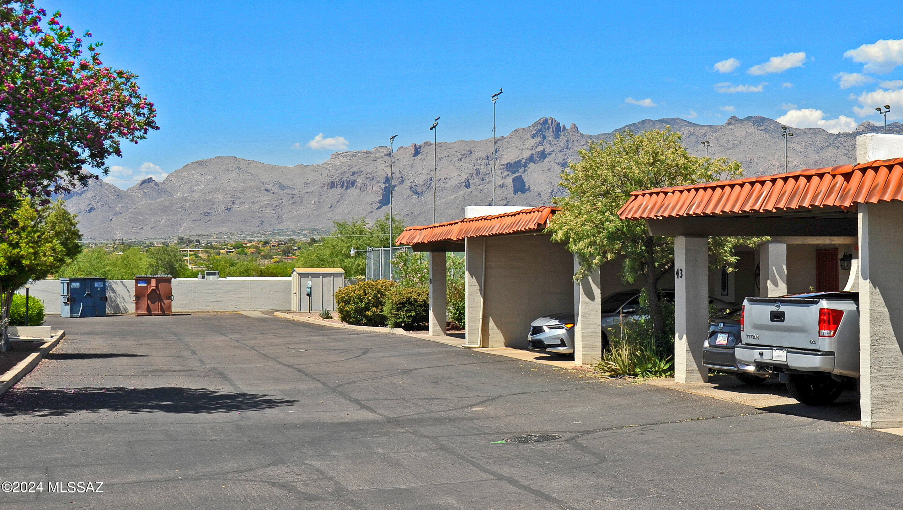 Tucson Prince Townhouses - Residential