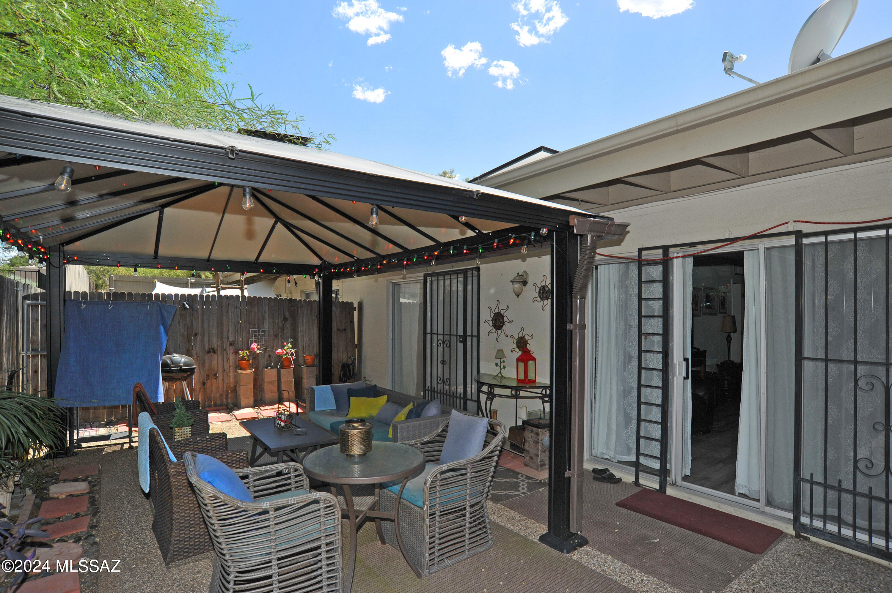 Tucson Prince Townhouses - Residential
