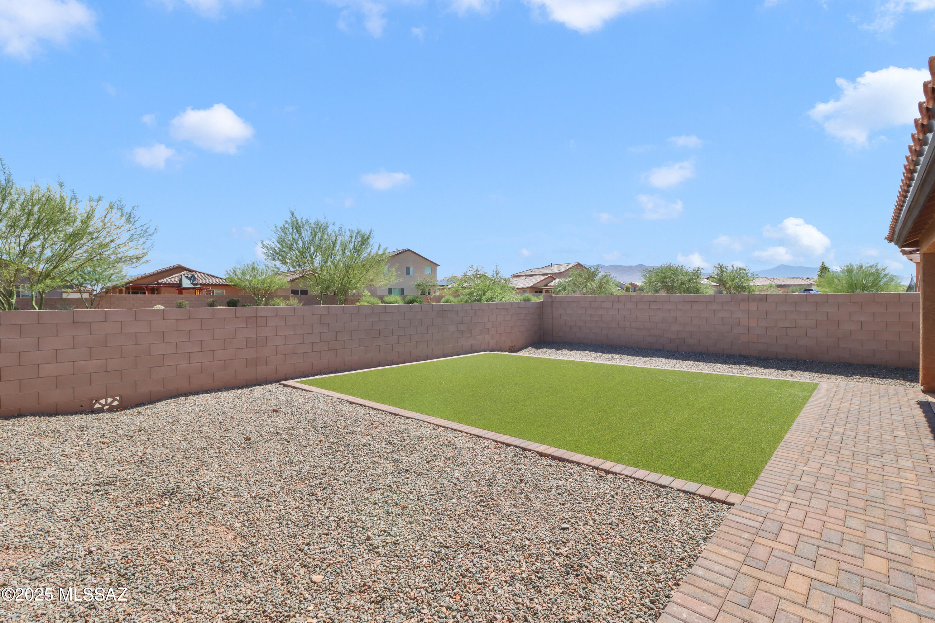Bella Tierra - Residential