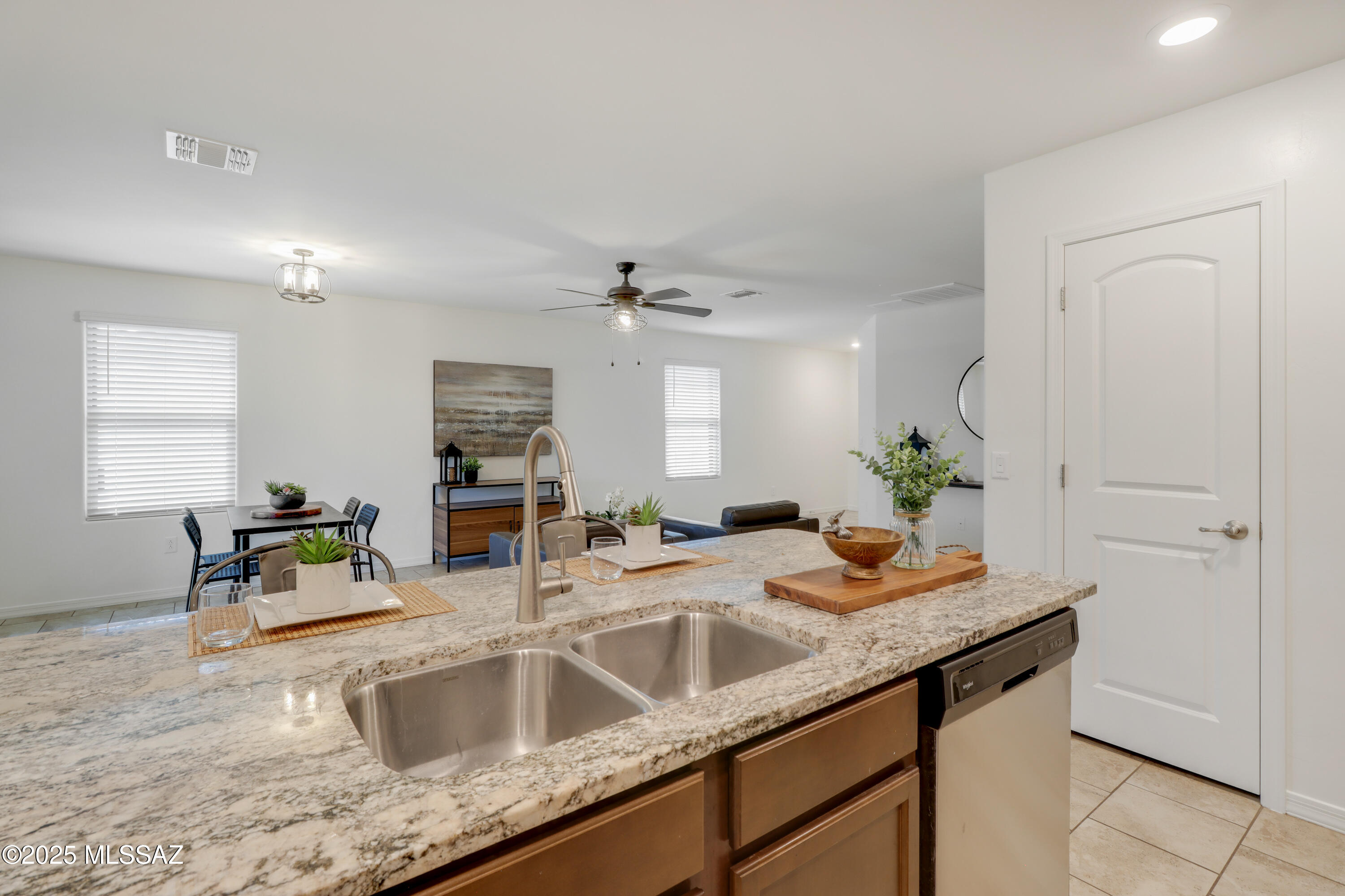 Bella Tierra - Residential
