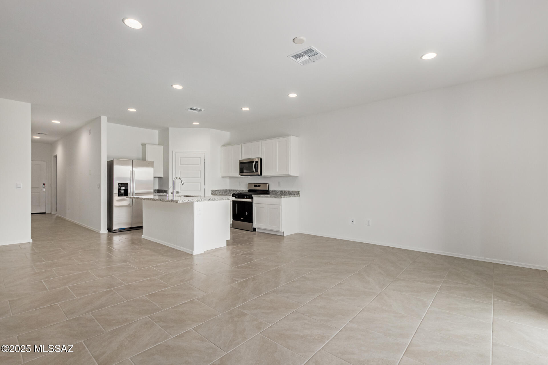 9840 E Gray Hawk Drive