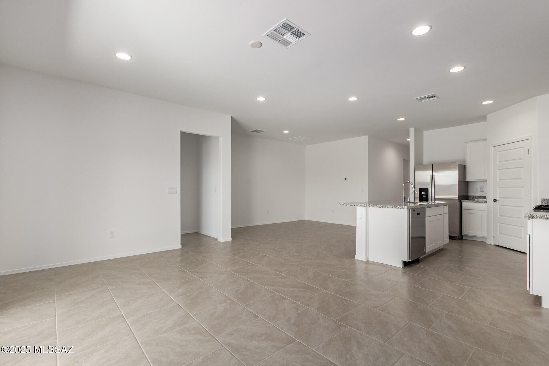 9840 E Gray Hawk Drive