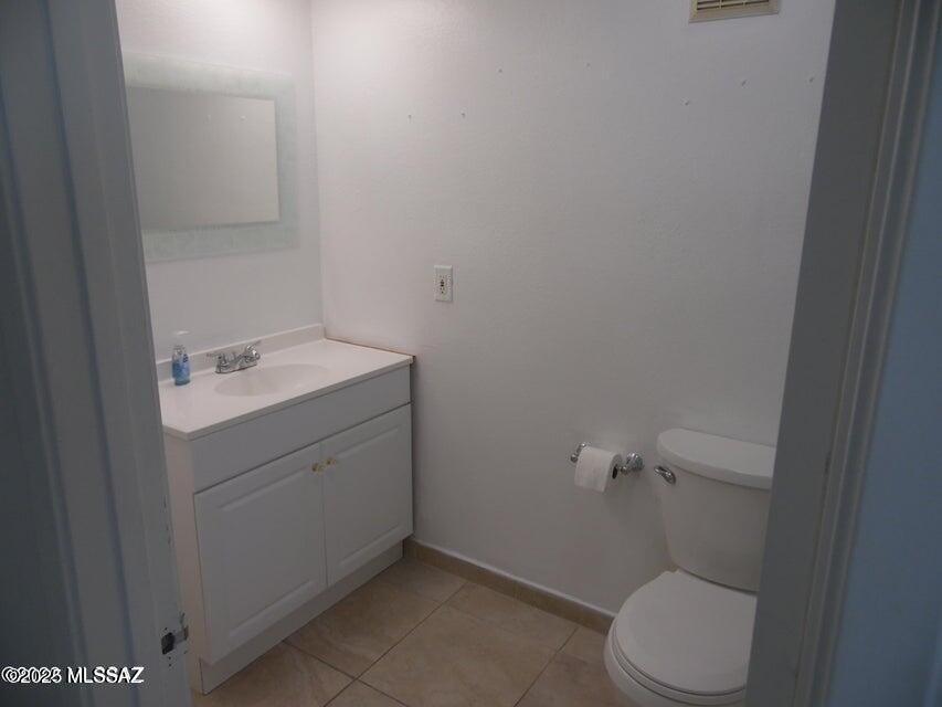 Tucson, Arizona 85710, United States, 2 Bedrooms Bedrooms, ,2 BathroomsBathrooms,Residential,Active,186137