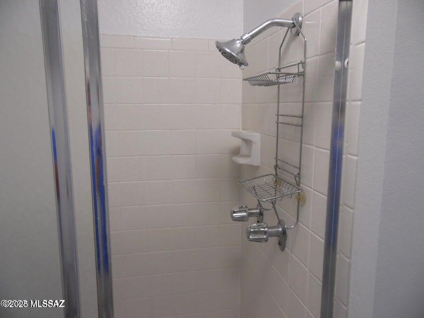 Tucson, Arizona 85710, United States, 2 Bedrooms Bedrooms, ,2 BathroomsBathrooms,Residential,Active,186137