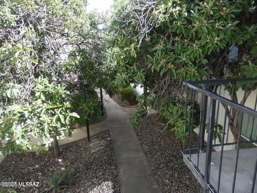 Tucson, Arizona 85710, United States, 2 Bedrooms Bedrooms, ,2 BathroomsBathrooms,Residential,Active,186137