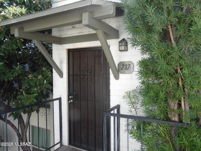 Tucson, Arizona 85710, United States, 2 Bedrooms Bedrooms, ,2 BathroomsBathrooms,Residential,Active,186137