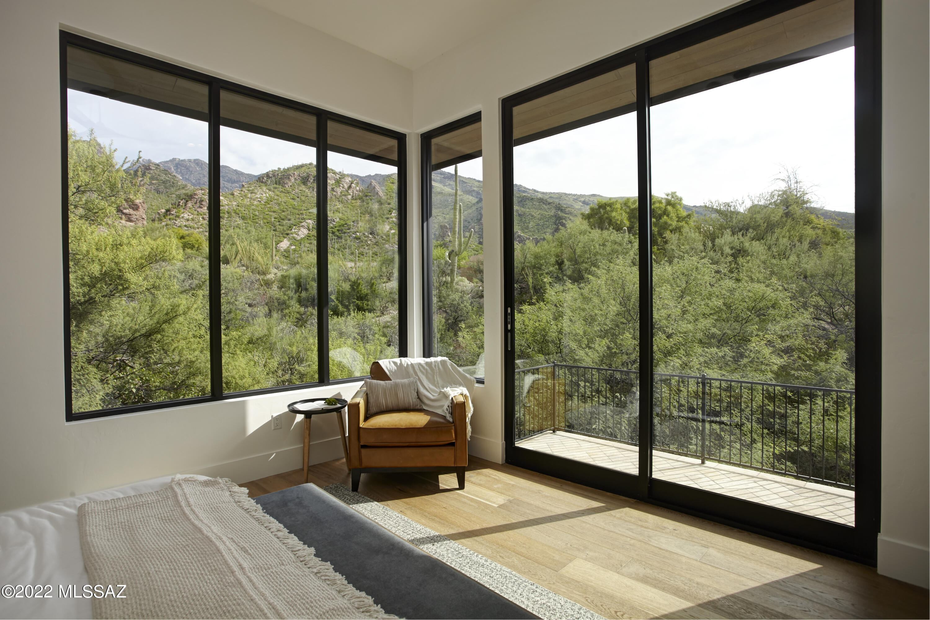 Finisterra (1-210) - Residential
