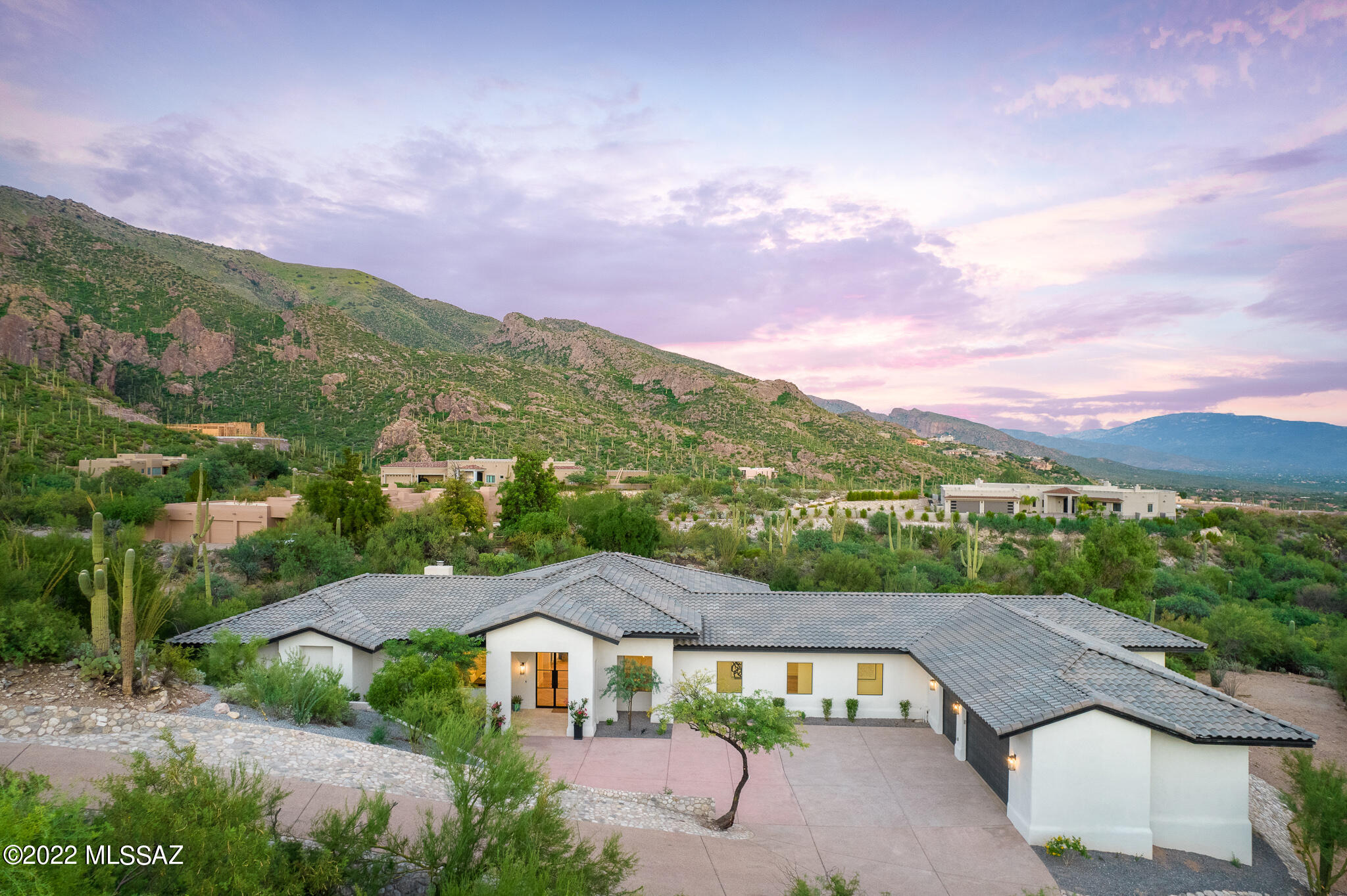 Finisterra (1-210) - Residential