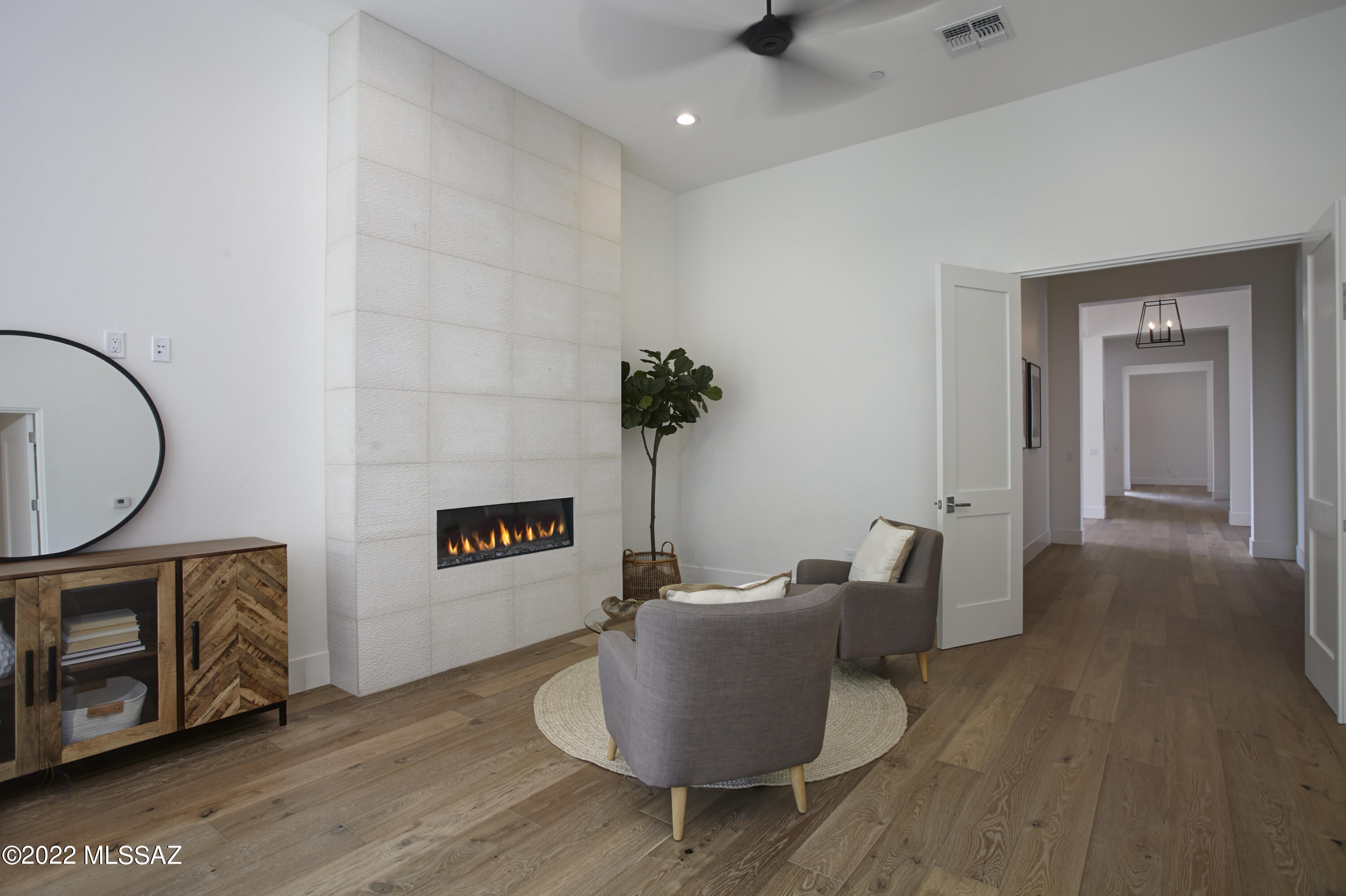 Finisterra (1-210) - Residential