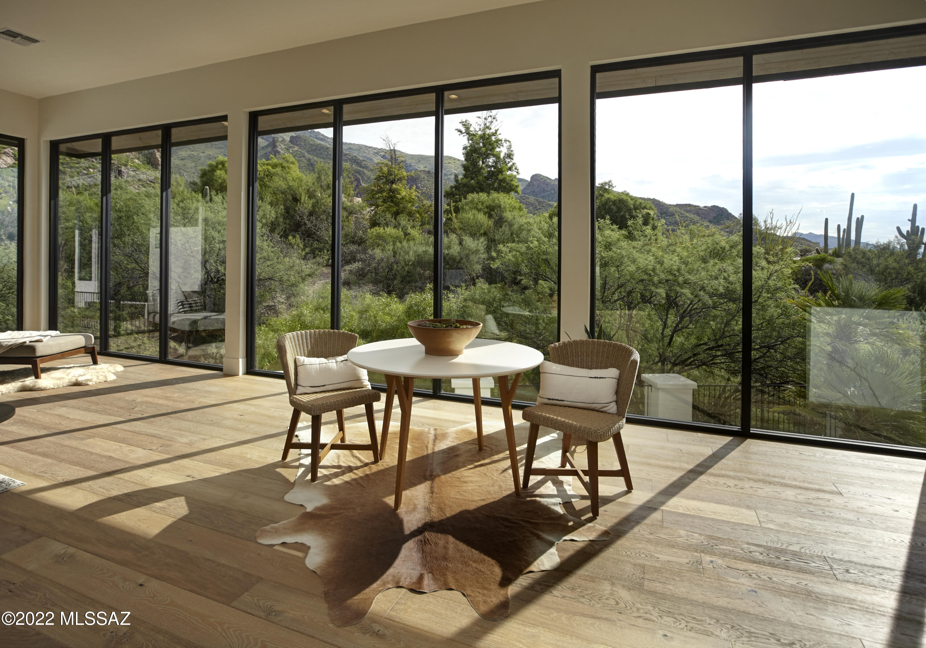 Finisterra (1-210) - Residential