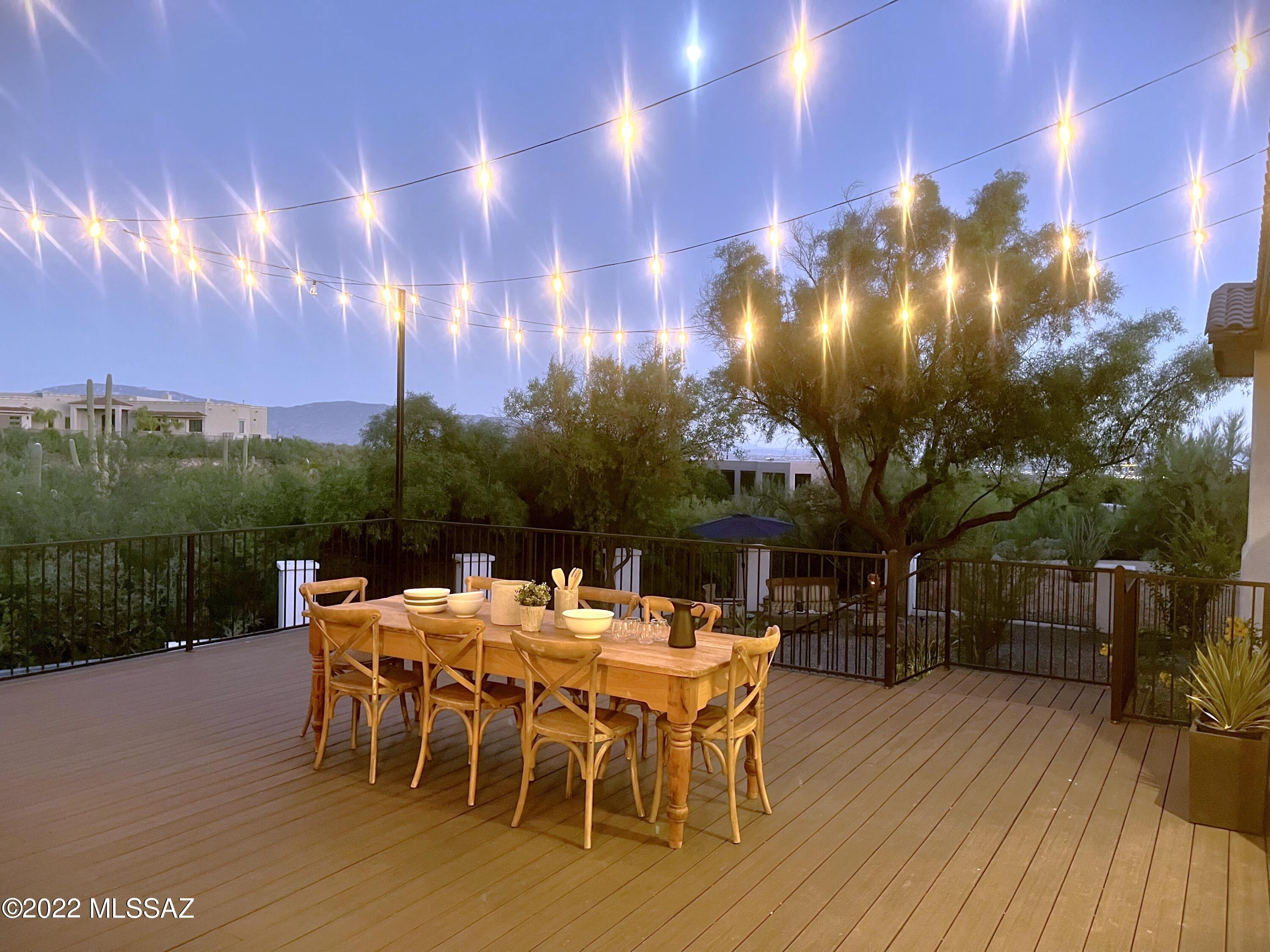 Finisterra (1-210) - Residential
