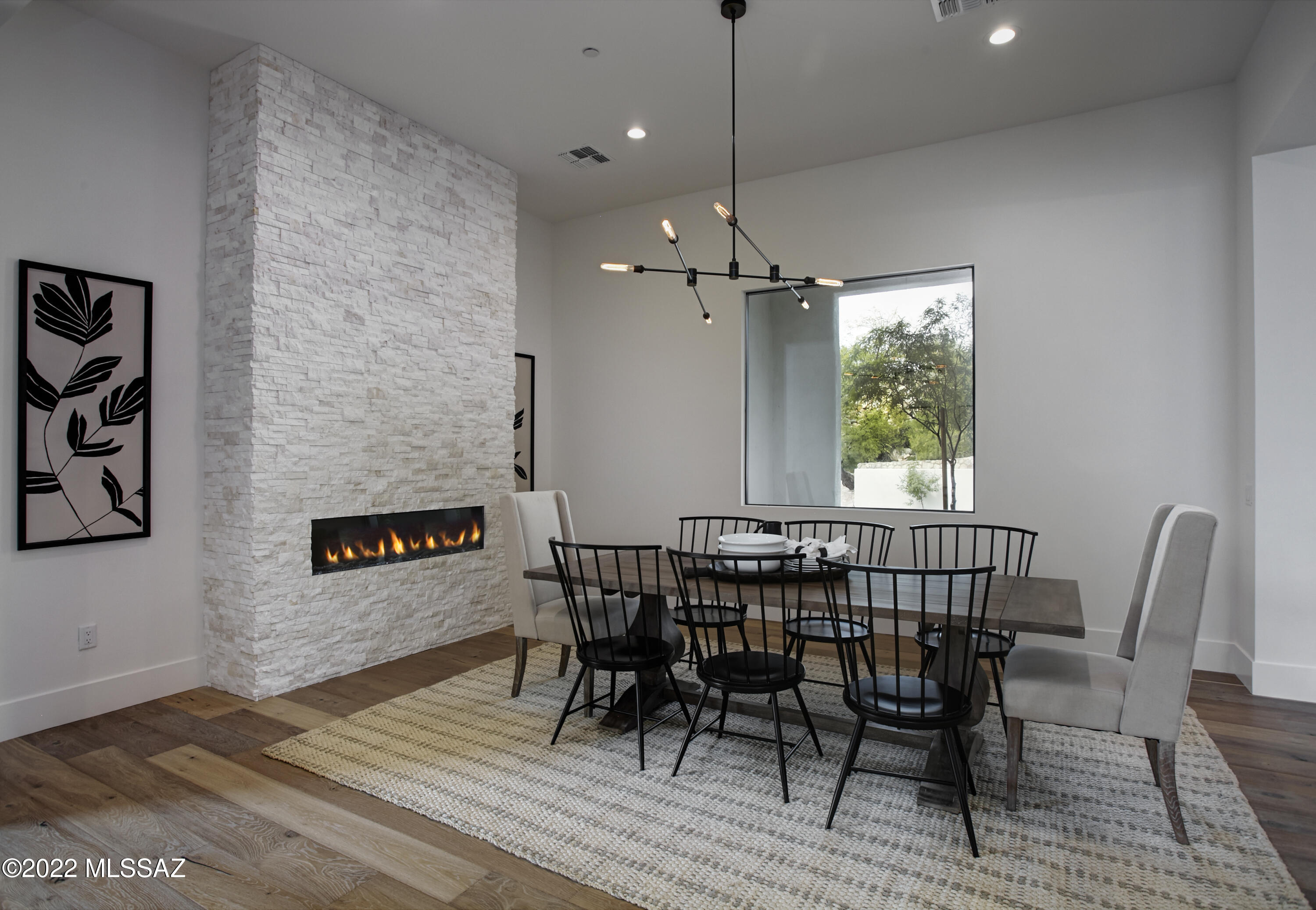 Finisterra (1-210) - Residential
