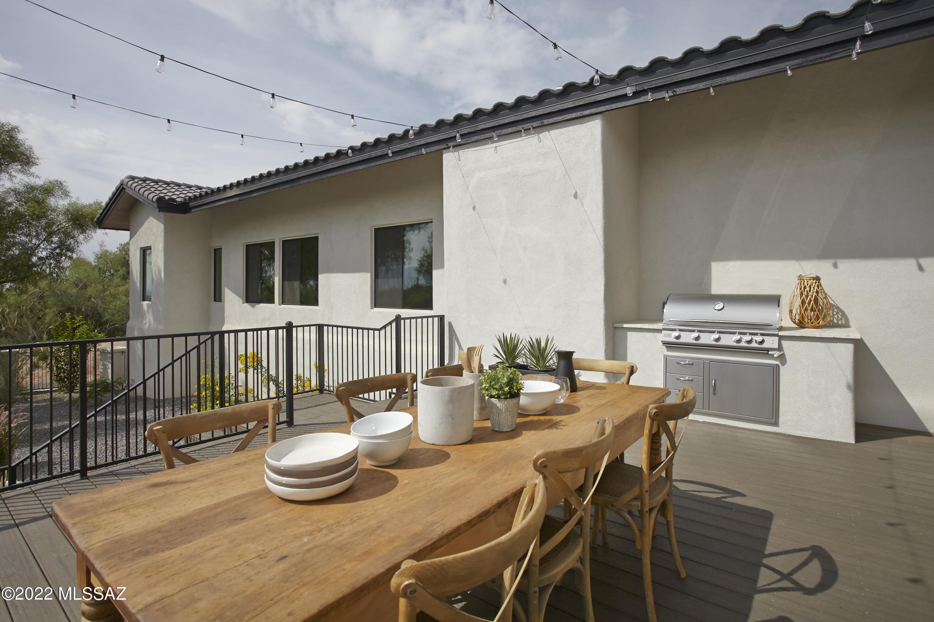 Finisterra (1-210) - Residential