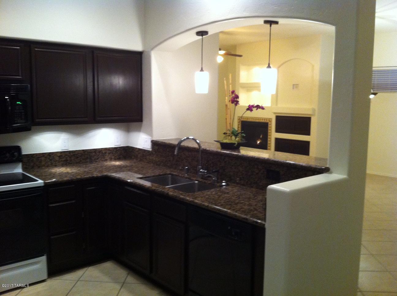 Rancho Esperero (1-343) - Residential Lease