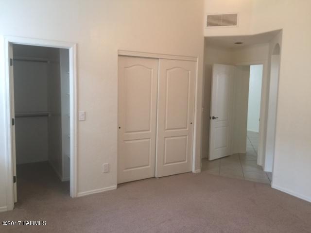 Rancho Esperero (1-343) - Residential Lease