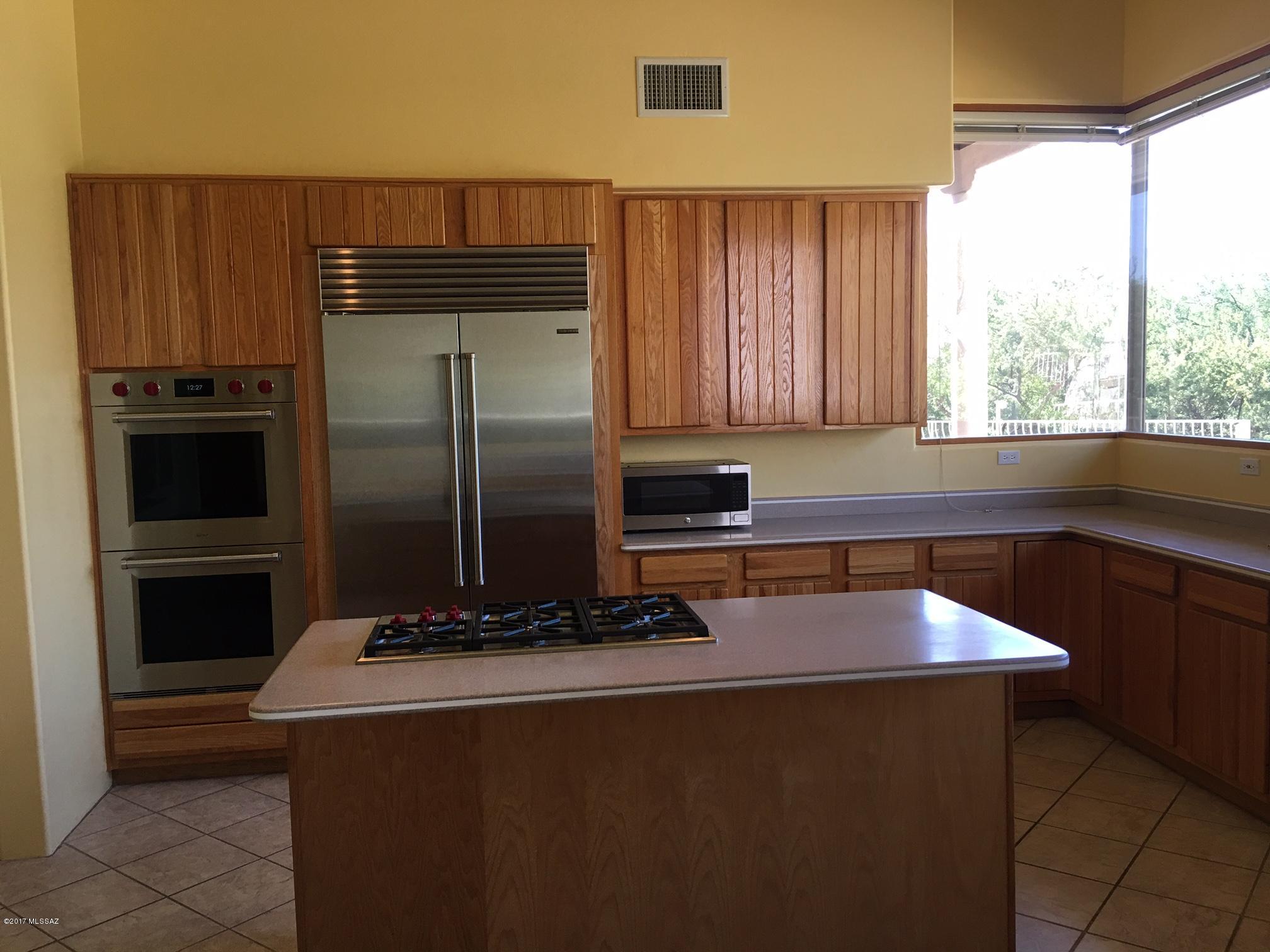 Whaleback Ridge Estates at Ventana Canyon (1-30) - Residential