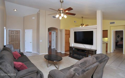 10132 E Lucille Drive, Tucson, AZ 85730 - #: 22414003