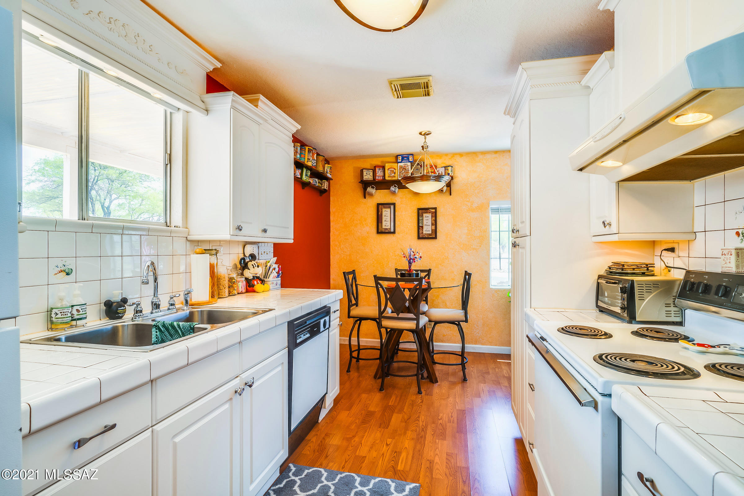 Sherwood Village Terrace (1-85) - Residential