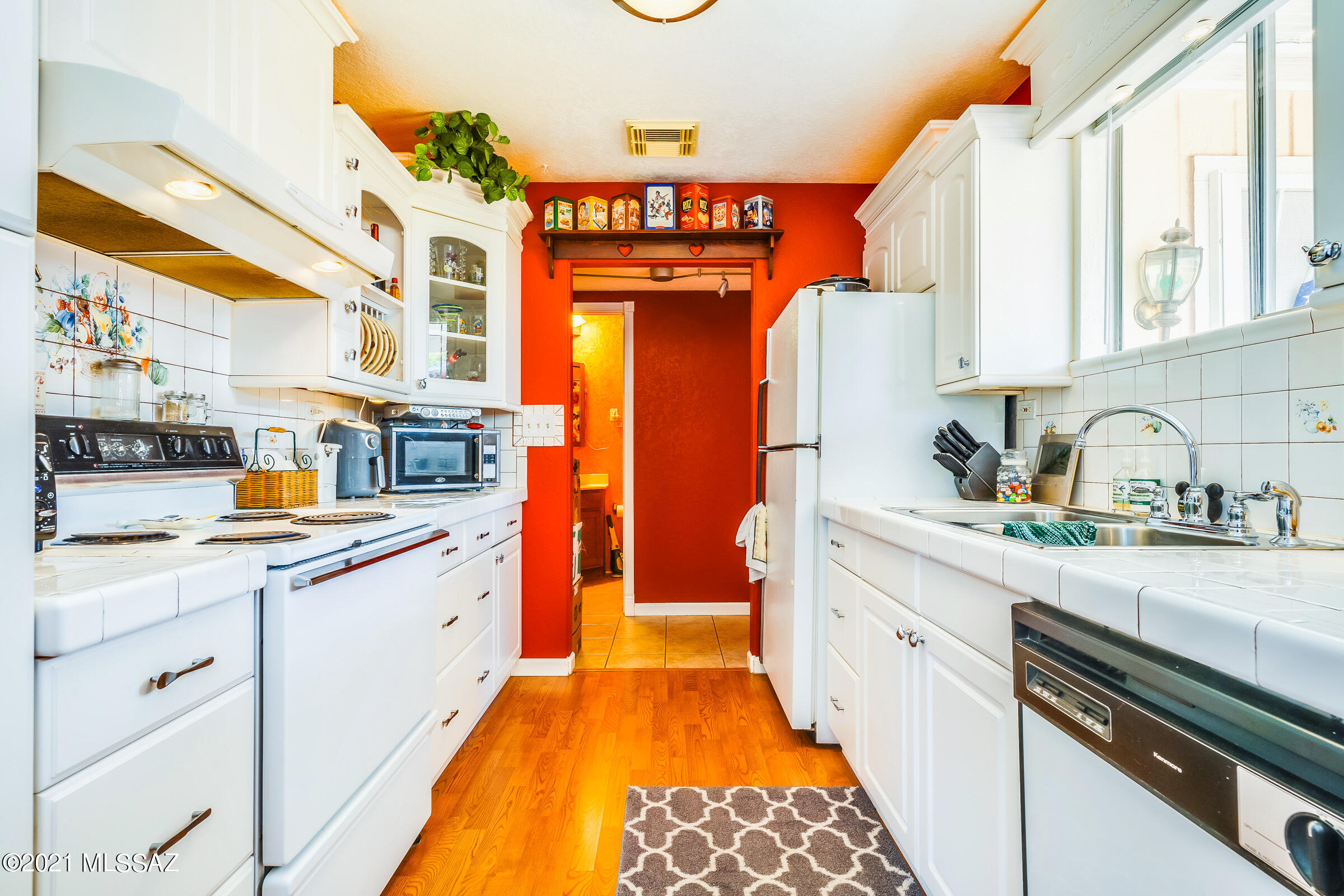 Sherwood Village Terrace (1-85) - Residential