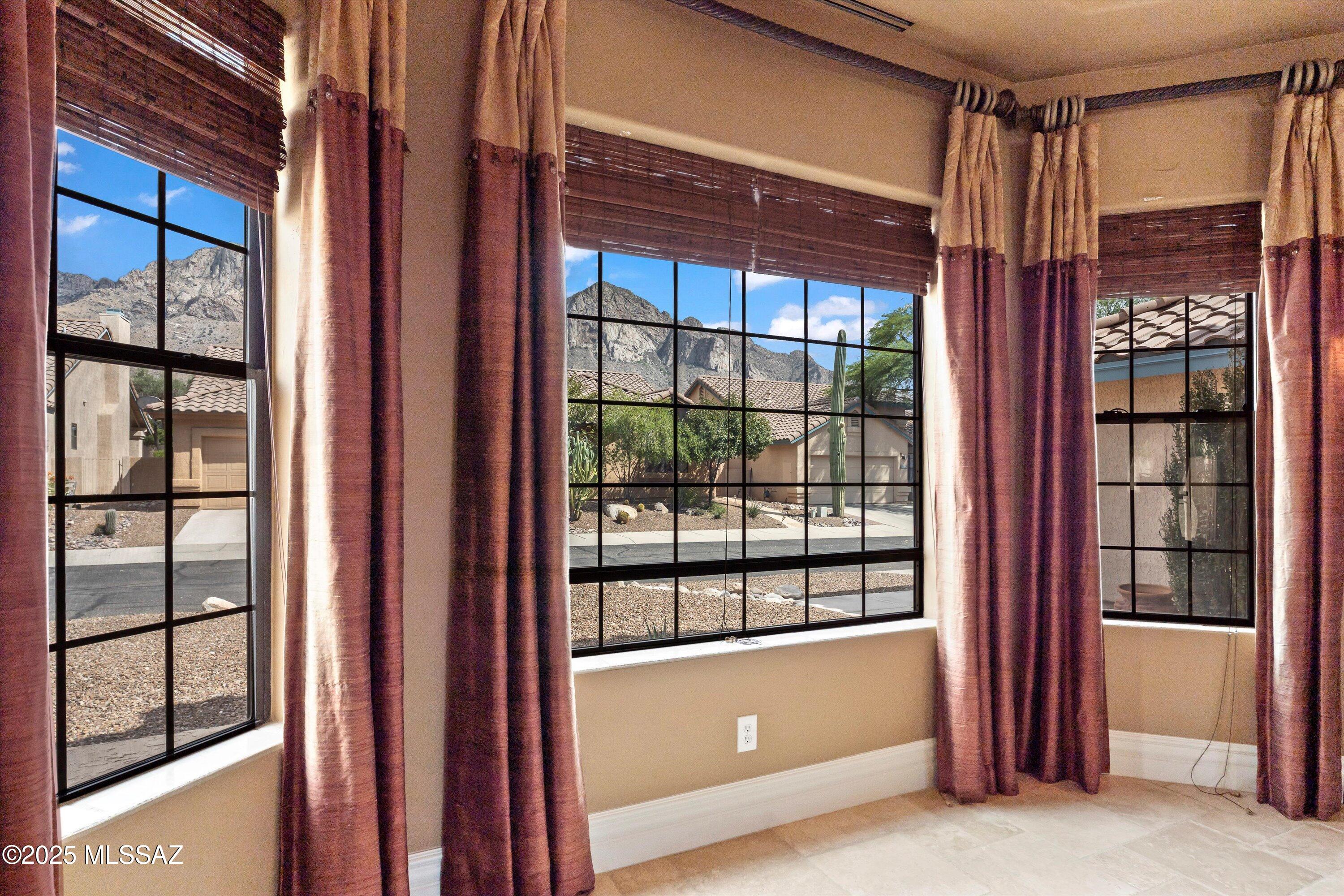 1391 E Sonoran Desert Drive