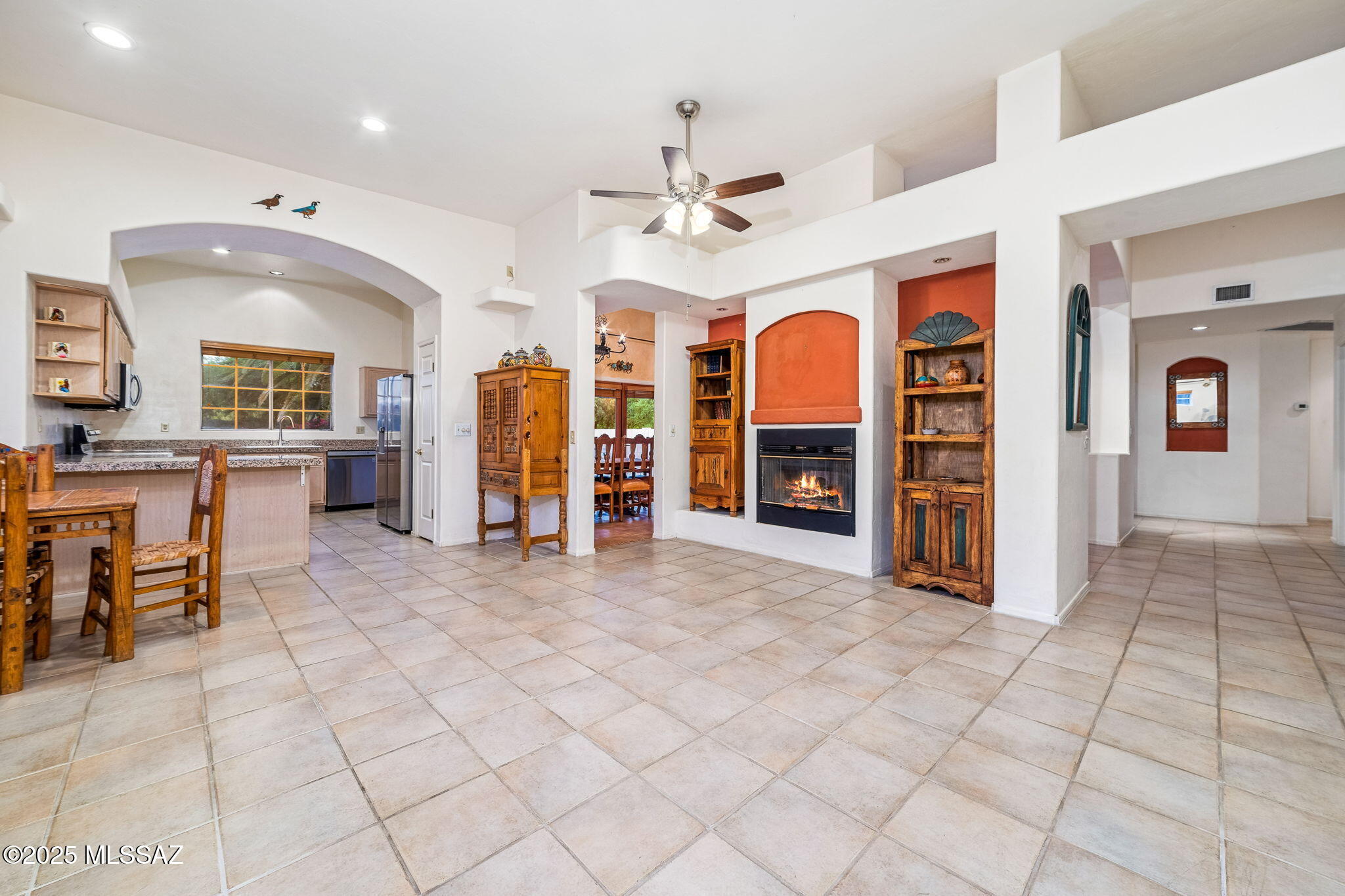 550 E Squirrel Tail Drive