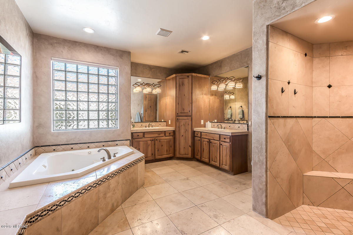 Sabino Mountain (1-290) - Residential