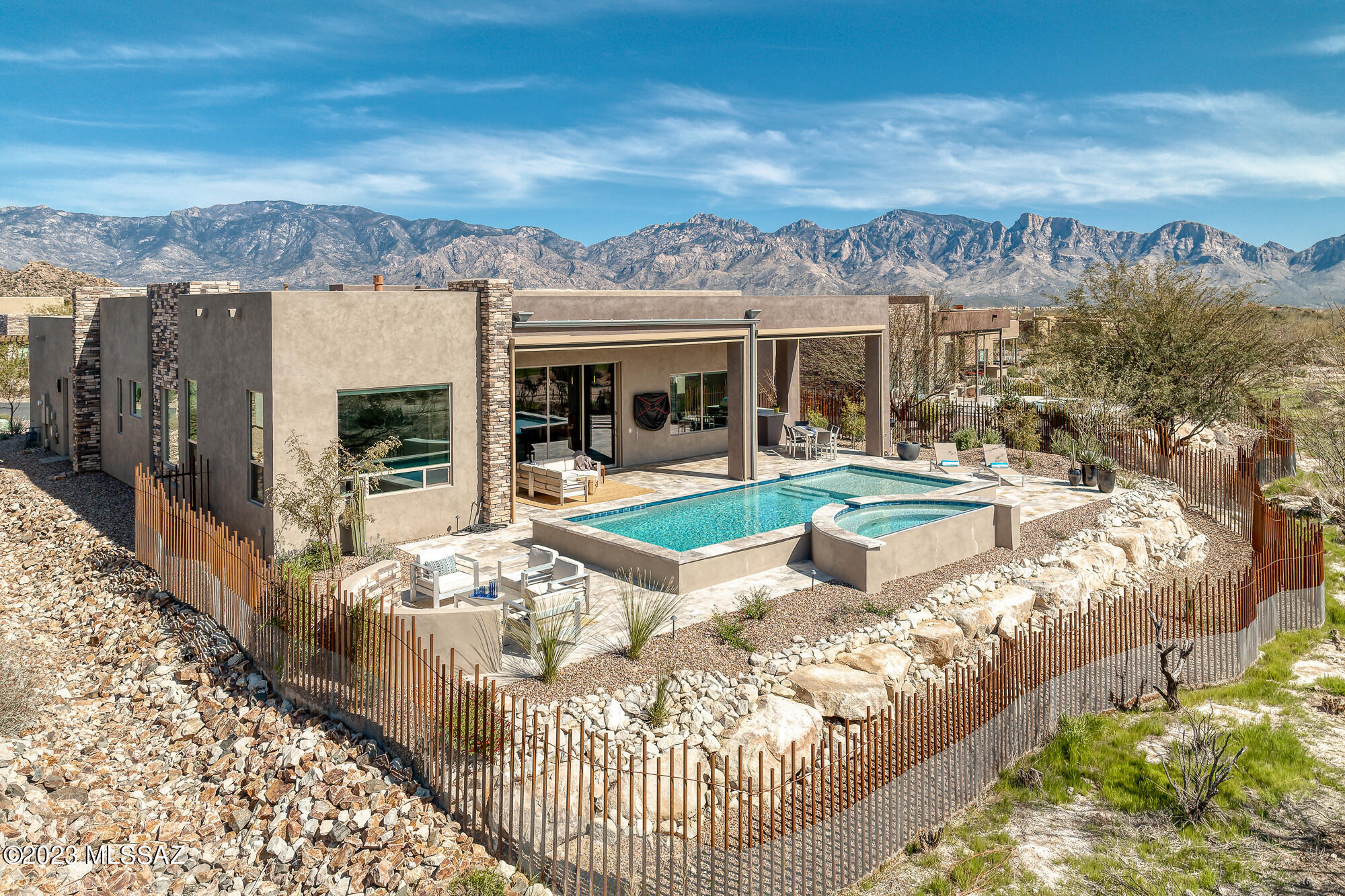 The Enclave At Stone Canyon V - Residential