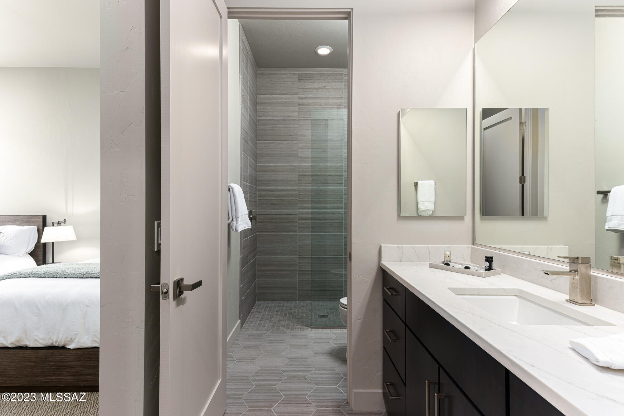 The Enclave At Stone Canyon V - Residential