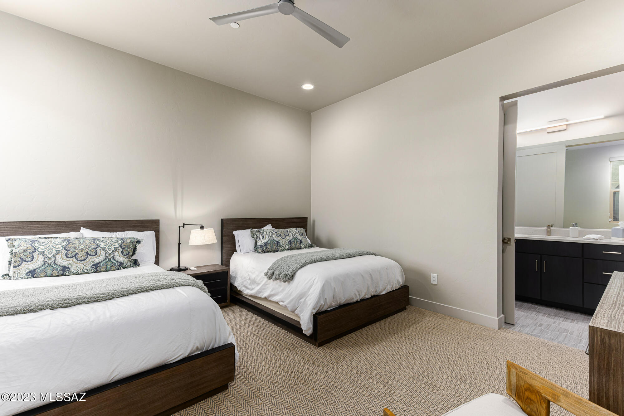 The Enclave At Stone Canyon V - Residential
