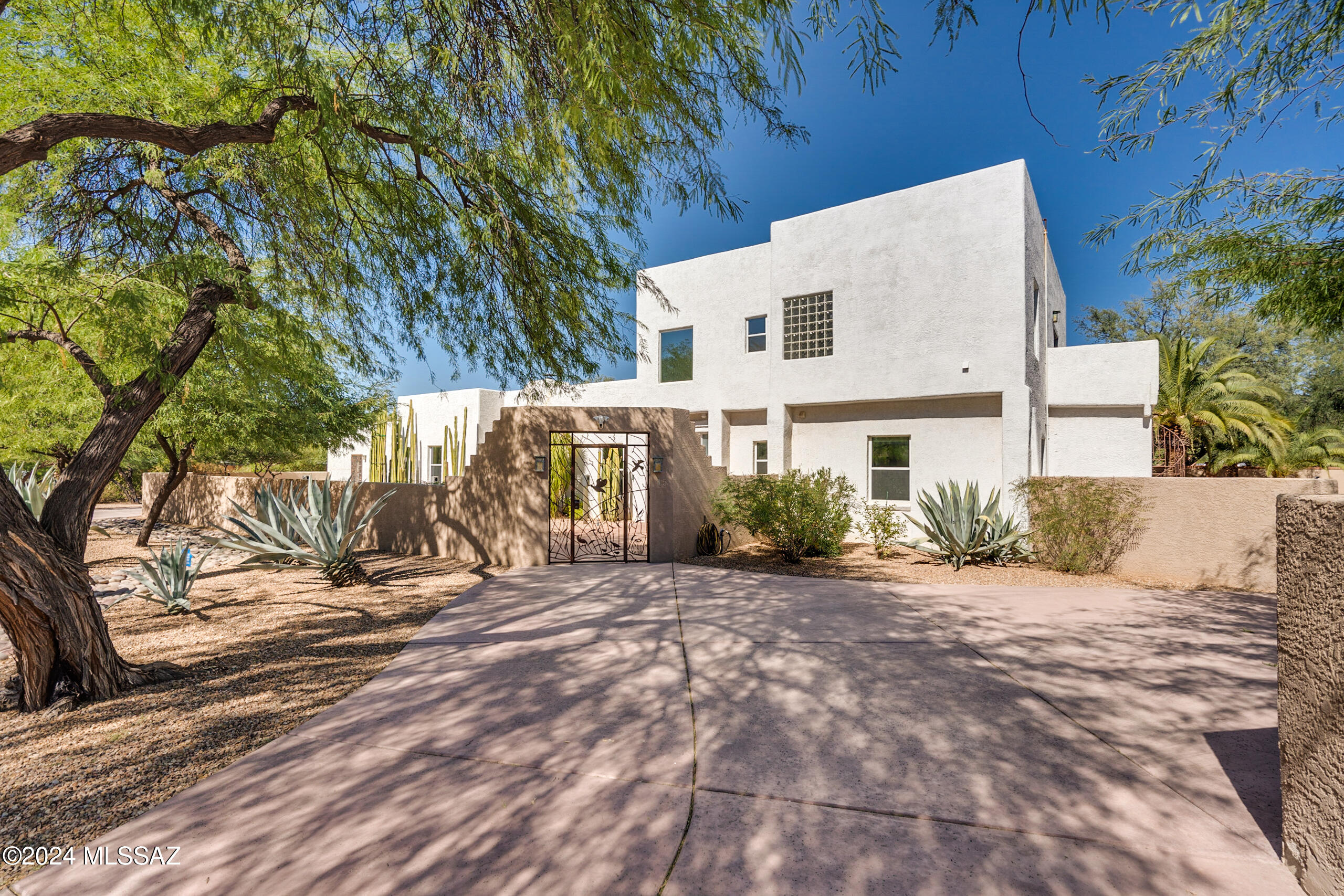 El Encanto Estates - Residential Lease