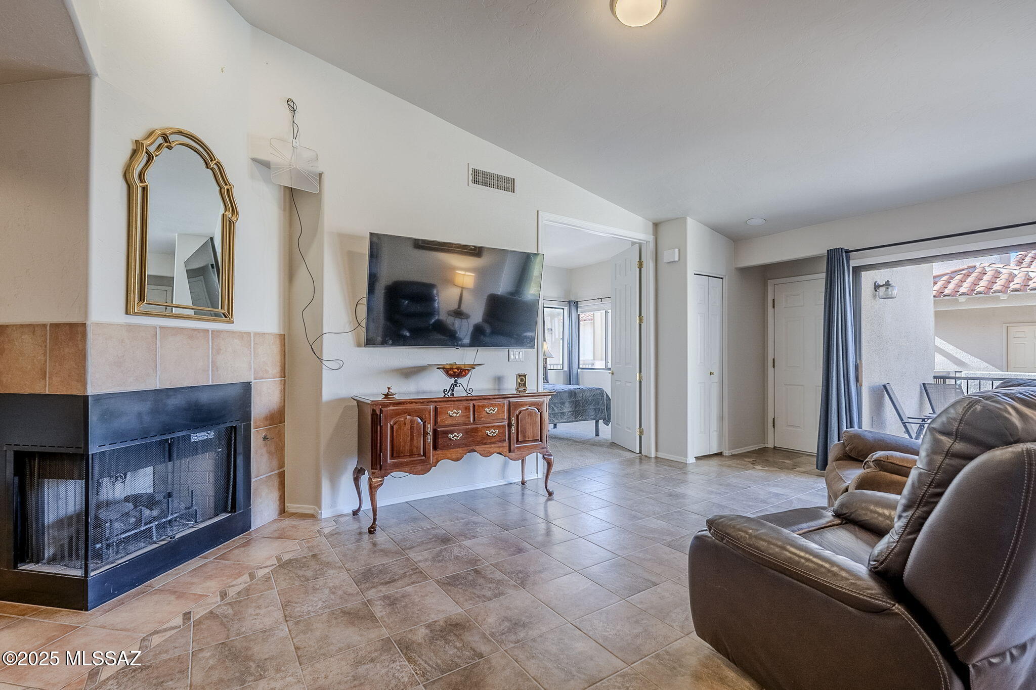 Condos At La Paloma (The) - Residential