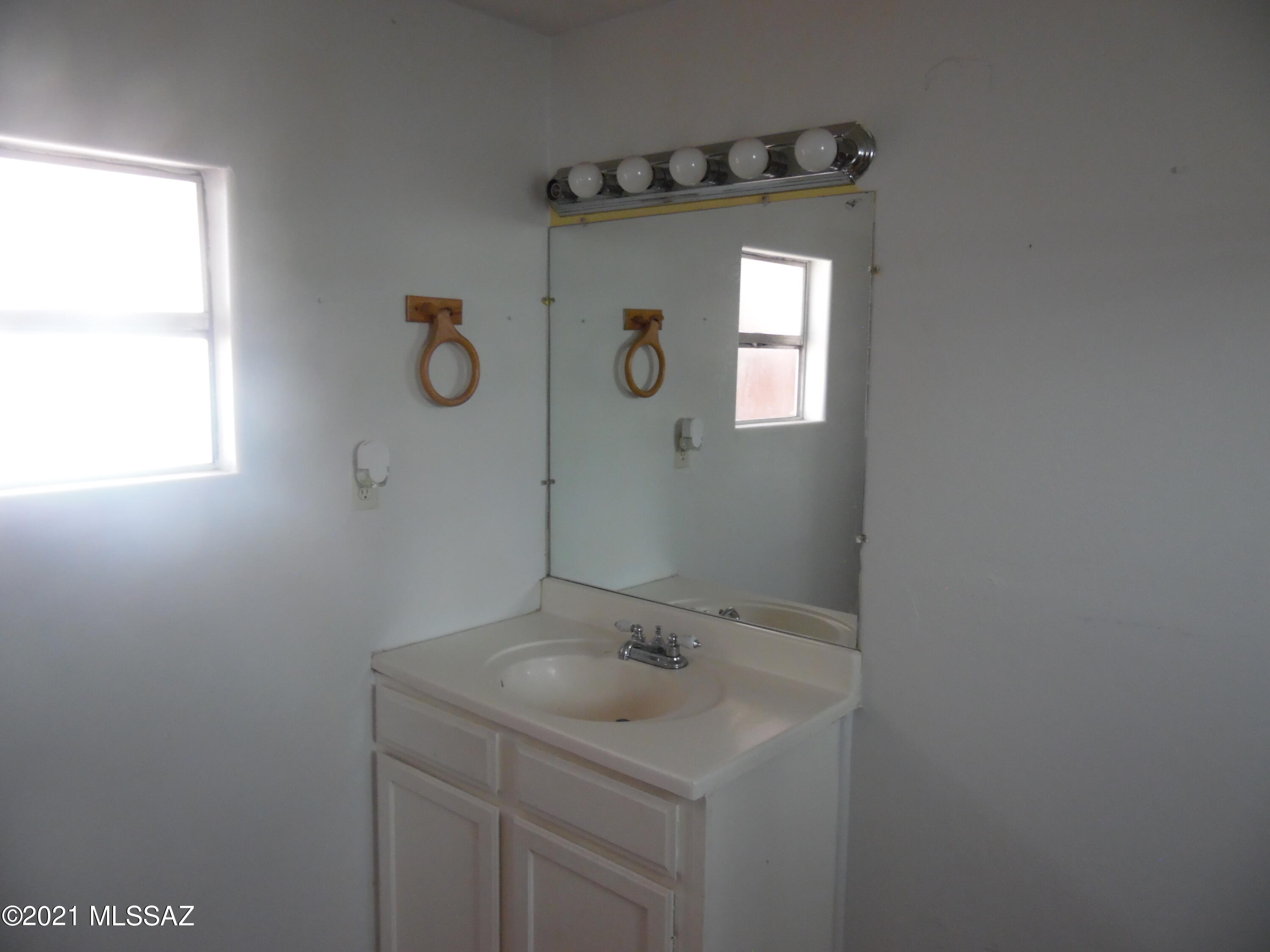 Monterey Add Amended - Residential Lease