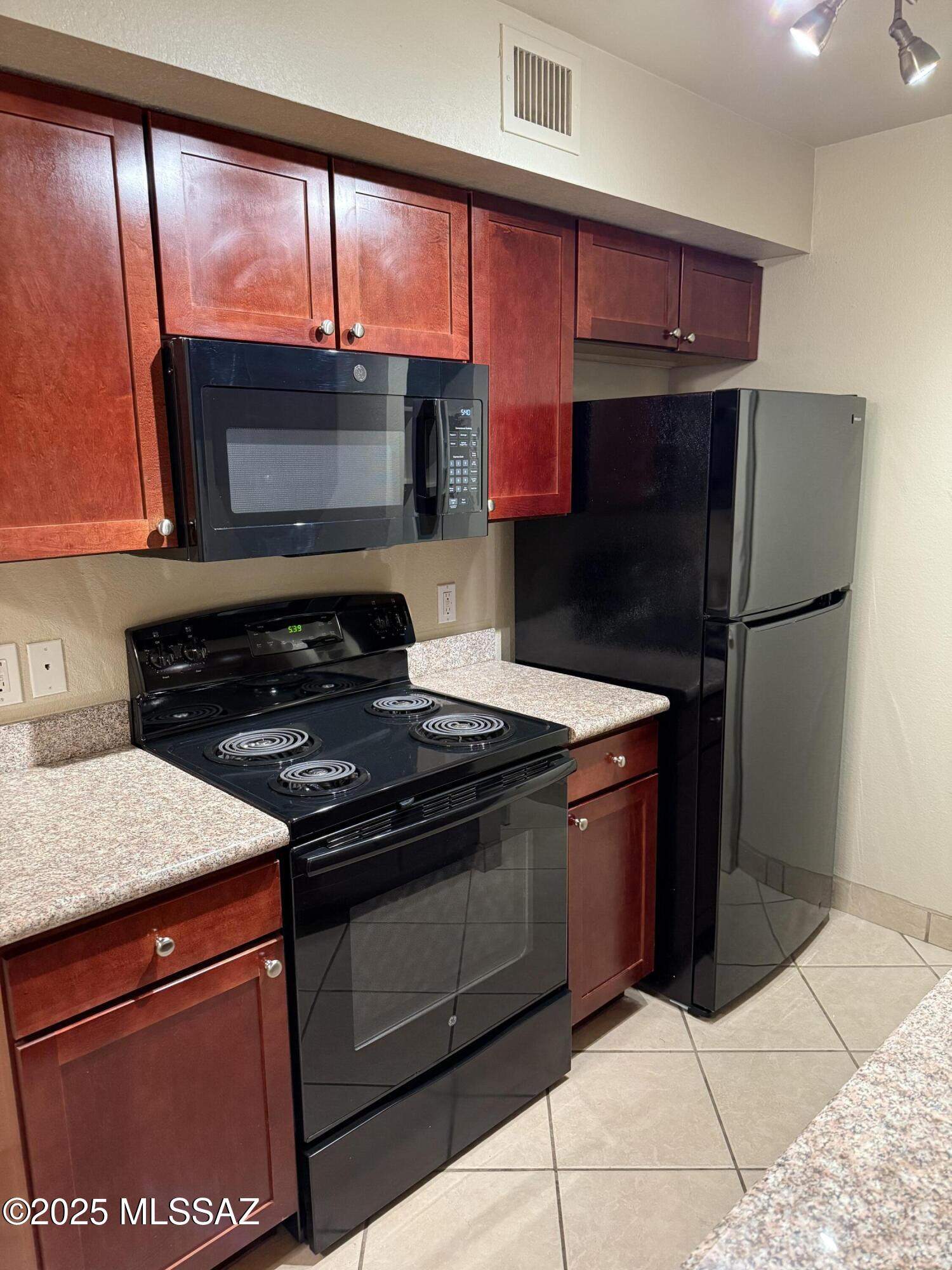 3357 N Country Club Road APT 21