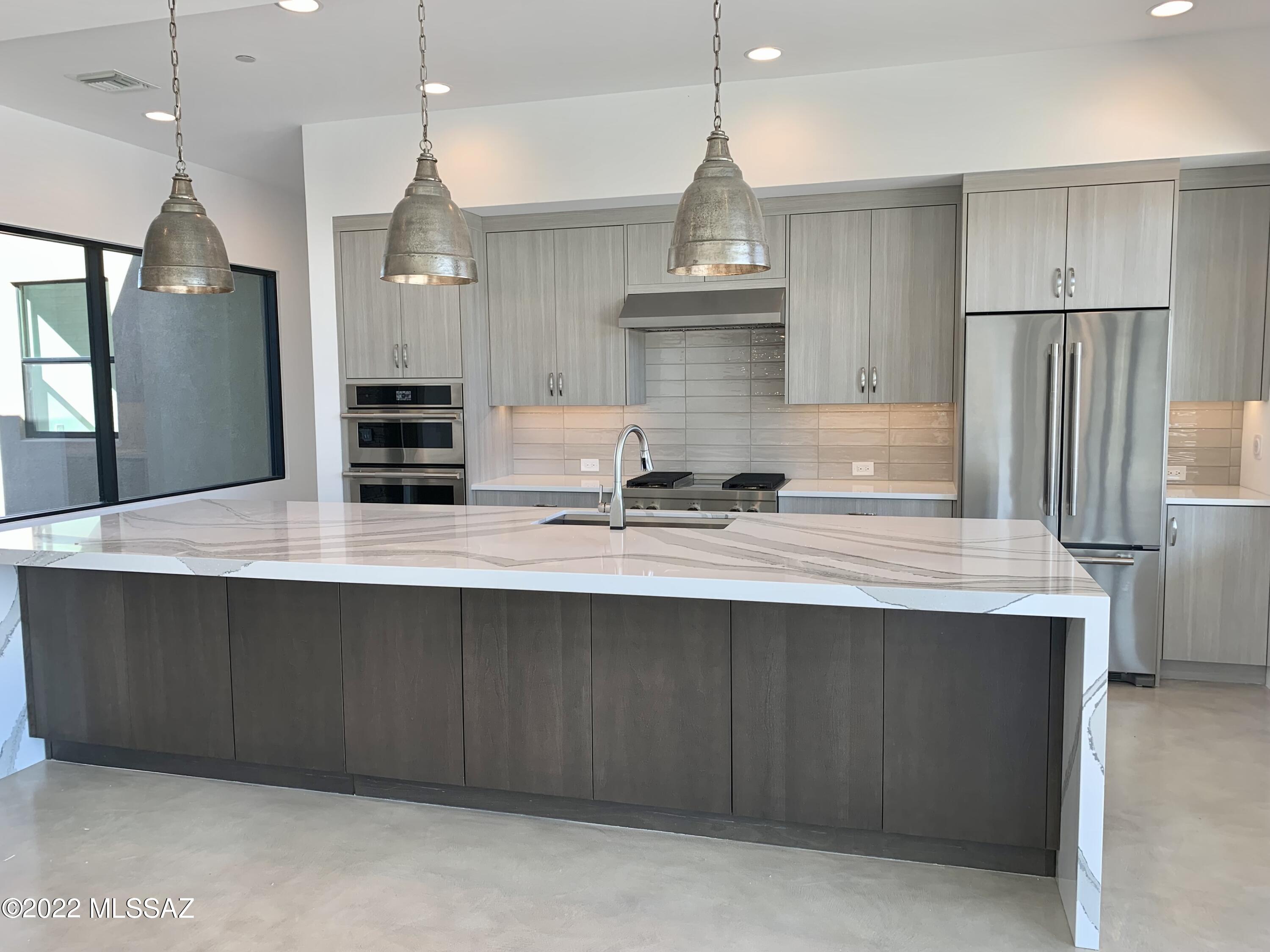 Stone Canyon VIII (486-602) - Residential