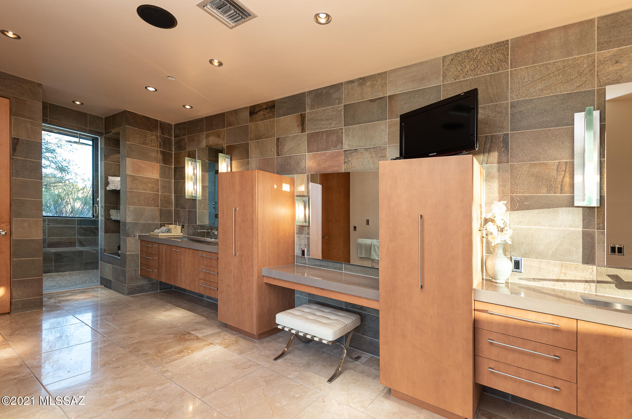 Stone Canyon VI - Residential