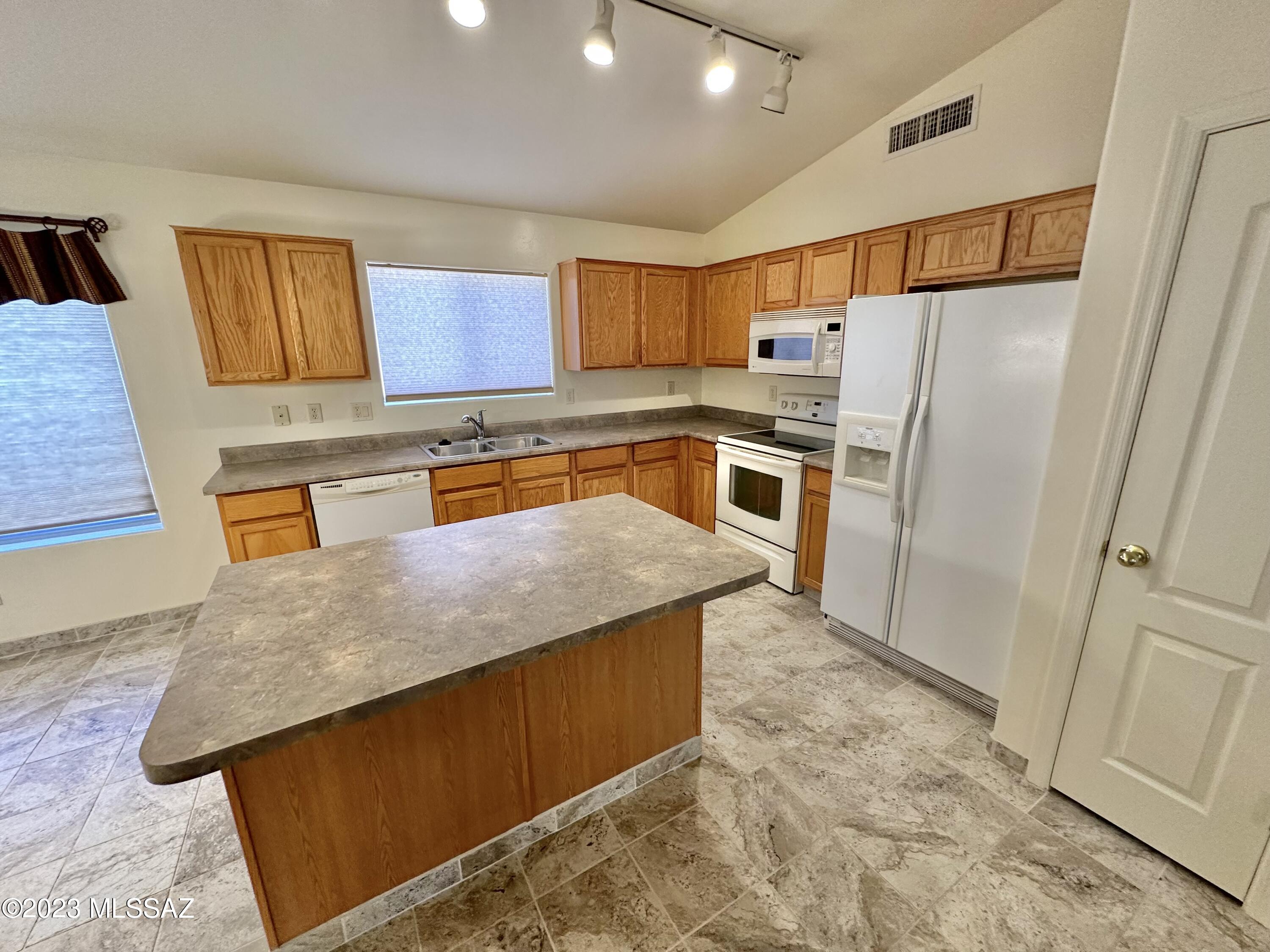 Eagle Crest Ranch - Residential Lease