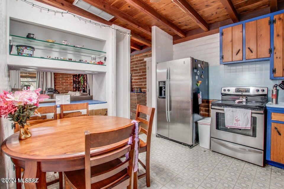 3002-3008 E Florence Drive