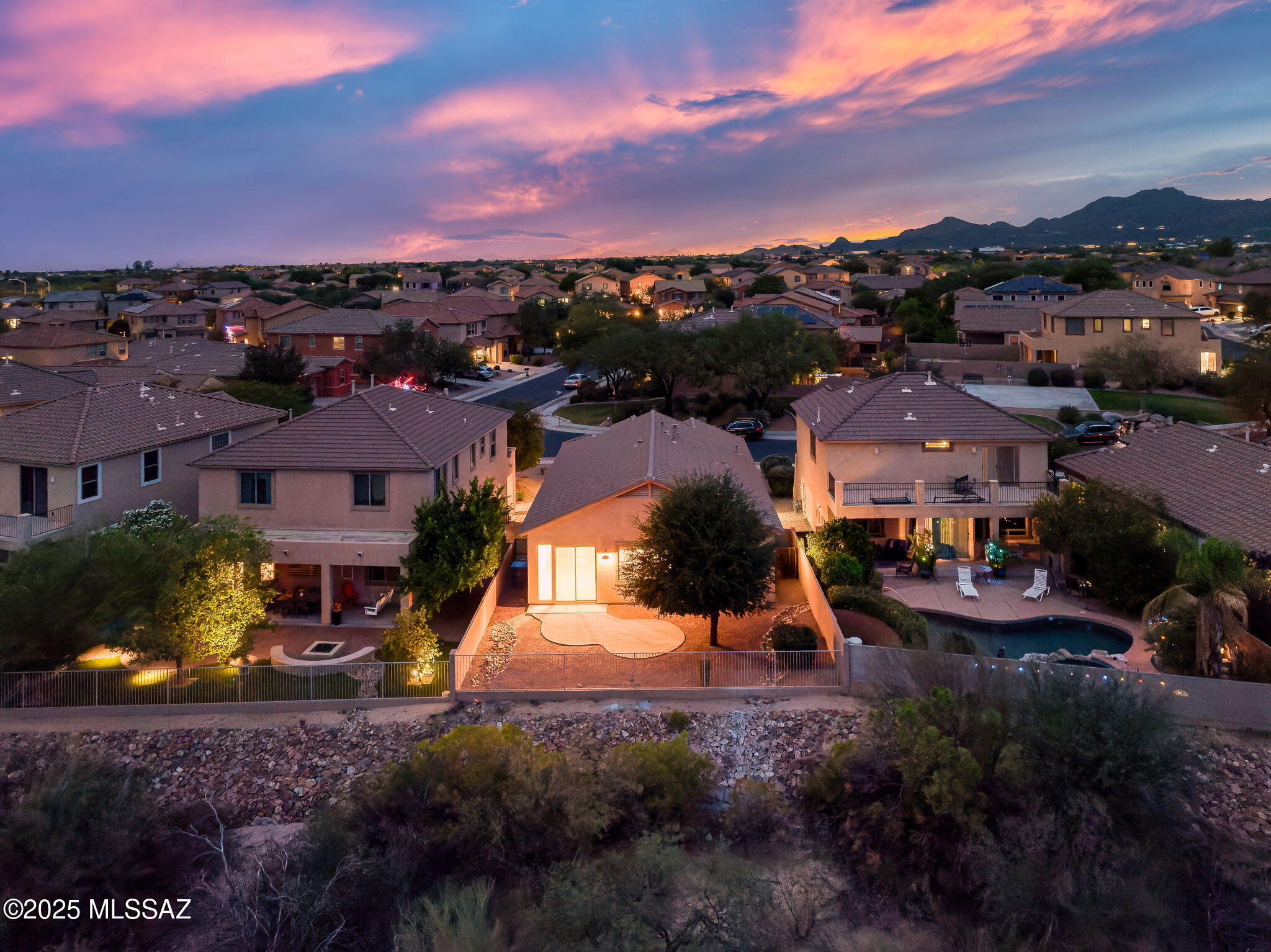 12930 N Topanga Drive